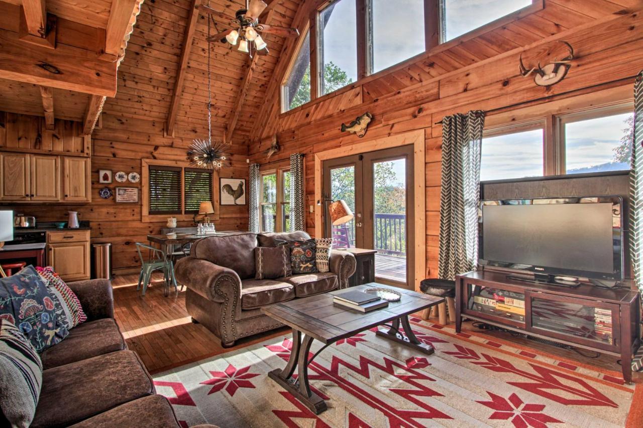 Pigeon Forge Scenic Solitude With Private Hot Tub! المظهر الخارجي الصورة
